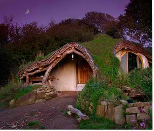 Cob House – Start with a clay model