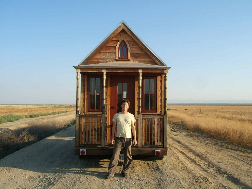 tiny homes simple shelter lloyd kahn tumbleweed home